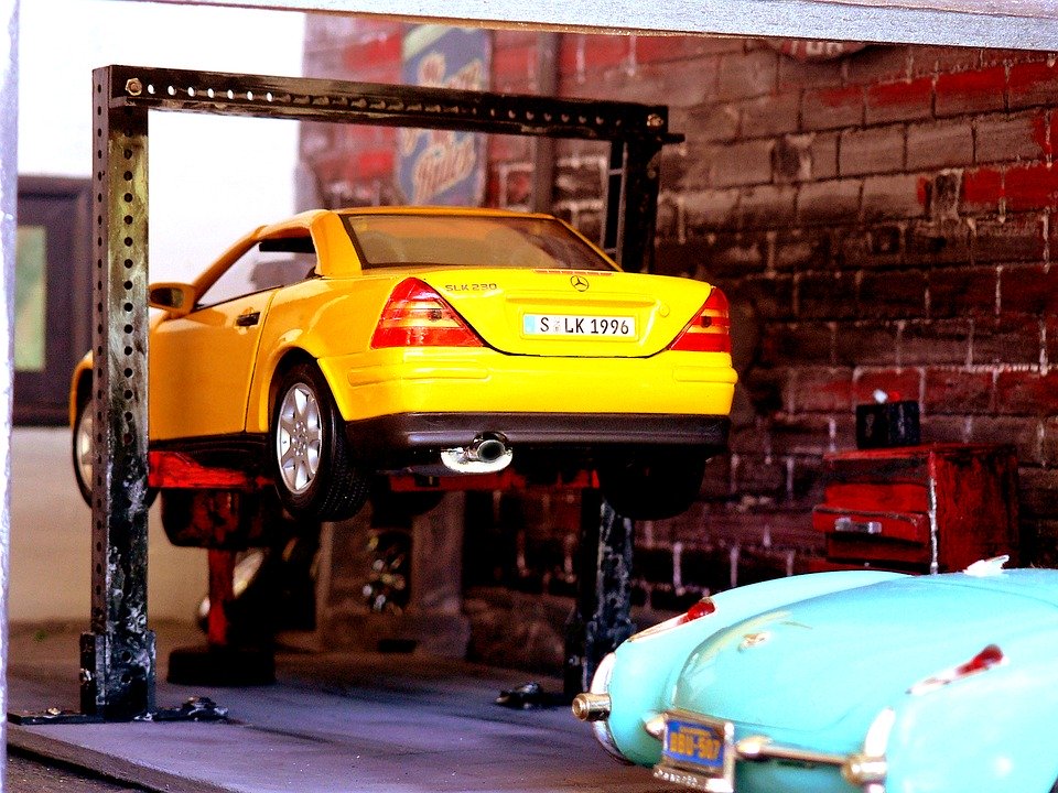 Tips on How to Choose the Best Auto Garage Services post thumbnail image