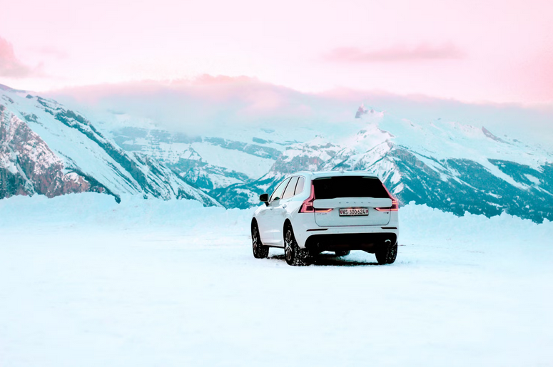 Looking for a Winter Car or SUV? Consider These EV Snow Warriors post thumbnail image